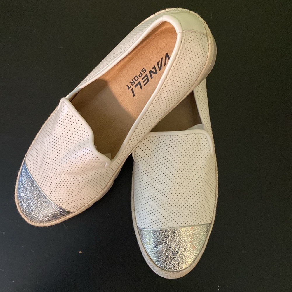 Vaneli Sport Qalila White Perforated Leather Silver Toe Cap Slip On Sneakers 6M - Picture 2 of 10